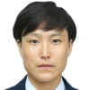 Yu